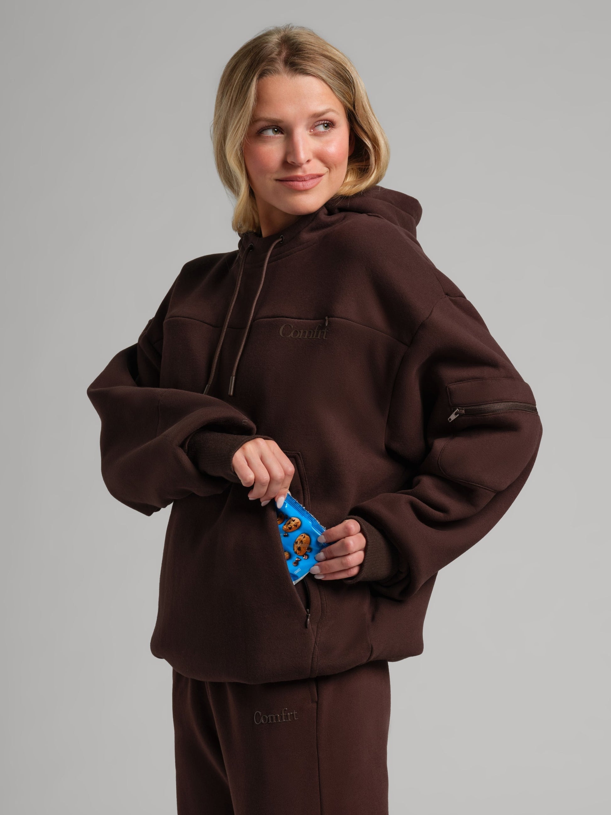 Comfrt Snak Hoodie Heavyweight Fleece Snack Pocket Design