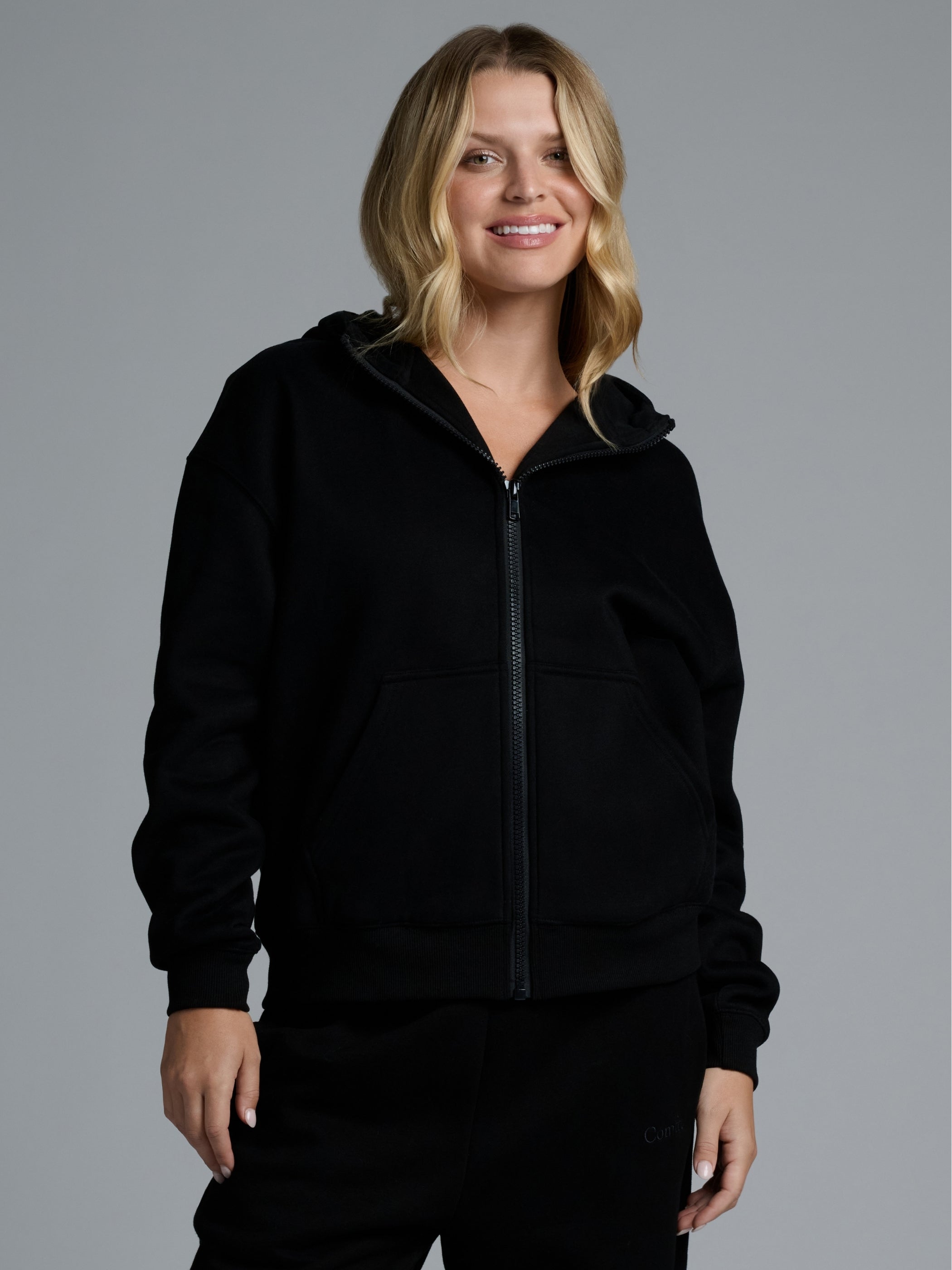 Comfrt Basic Crop Zip Hoodie with CloudTouch Fabric