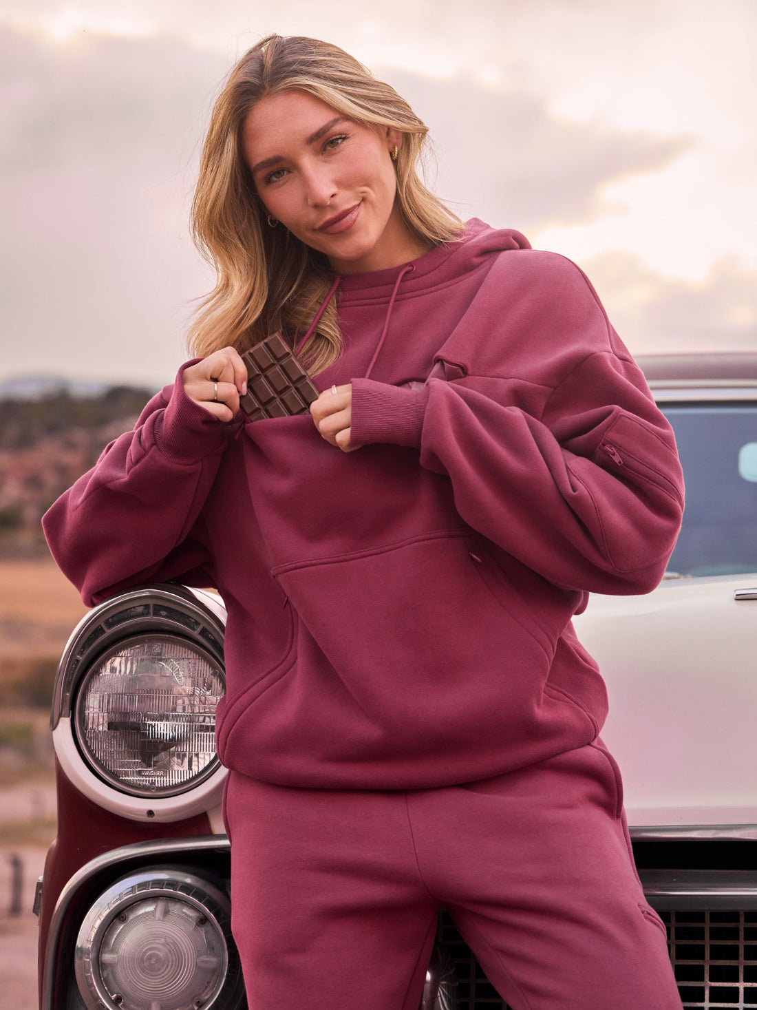 Comfrt Snak Hoodie Heavyweight Fleece Snack Pocket Design