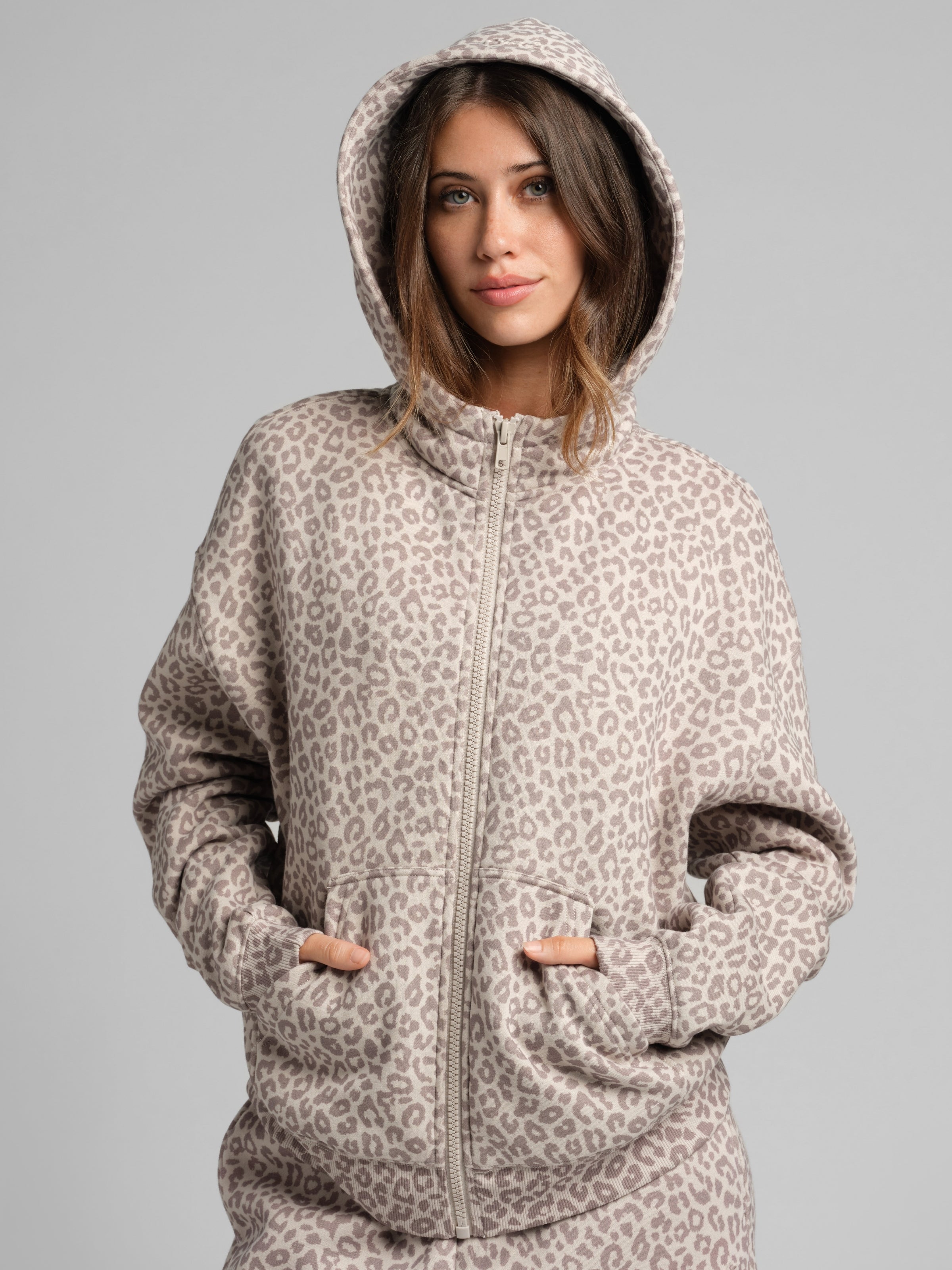 Comfrt Basic Crop Zip Hoodie with CloudTouch Fabric