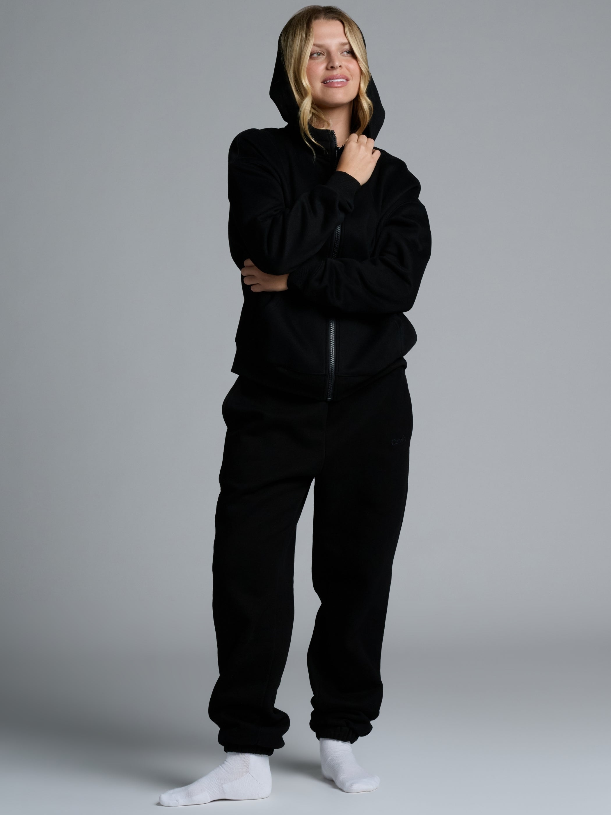 Comfrt Basic Crop Zip Hoodie with CloudTouch Fabric