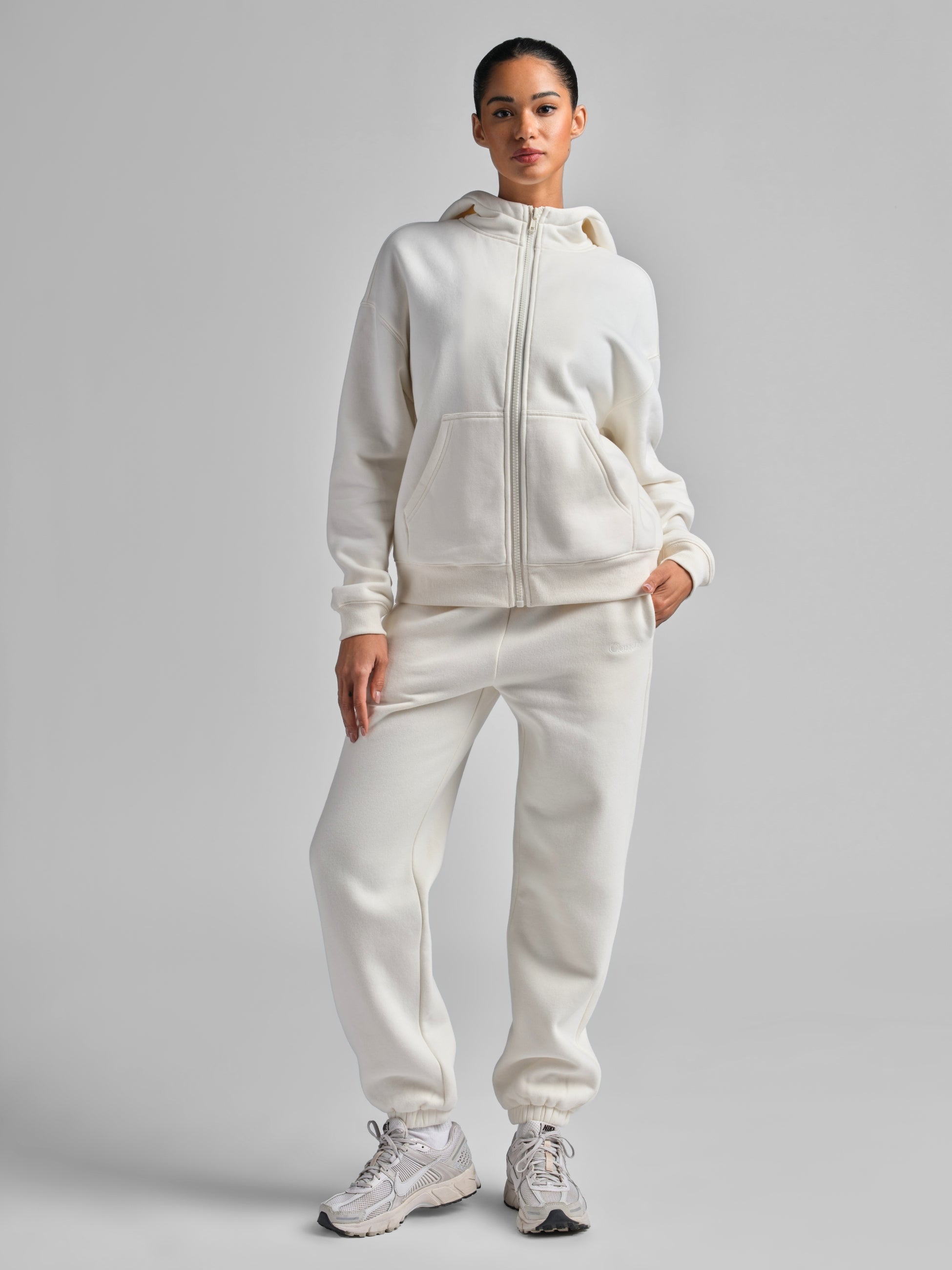Comfrt Basic Crop Zip Hoodie with CloudTouch Fabric