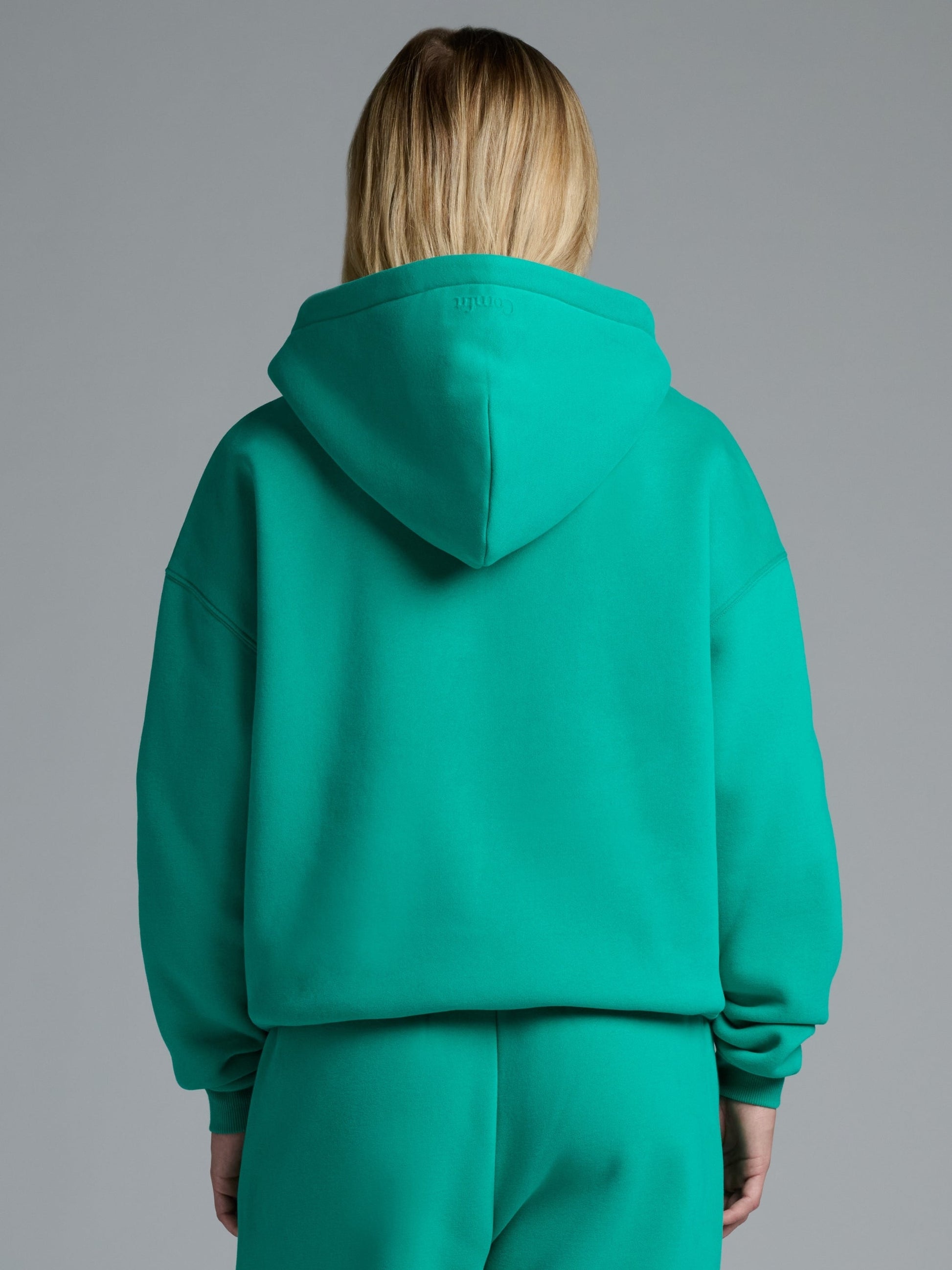 Comfrt Basic Crop Zip Hoodie with CloudTouch Fabric
