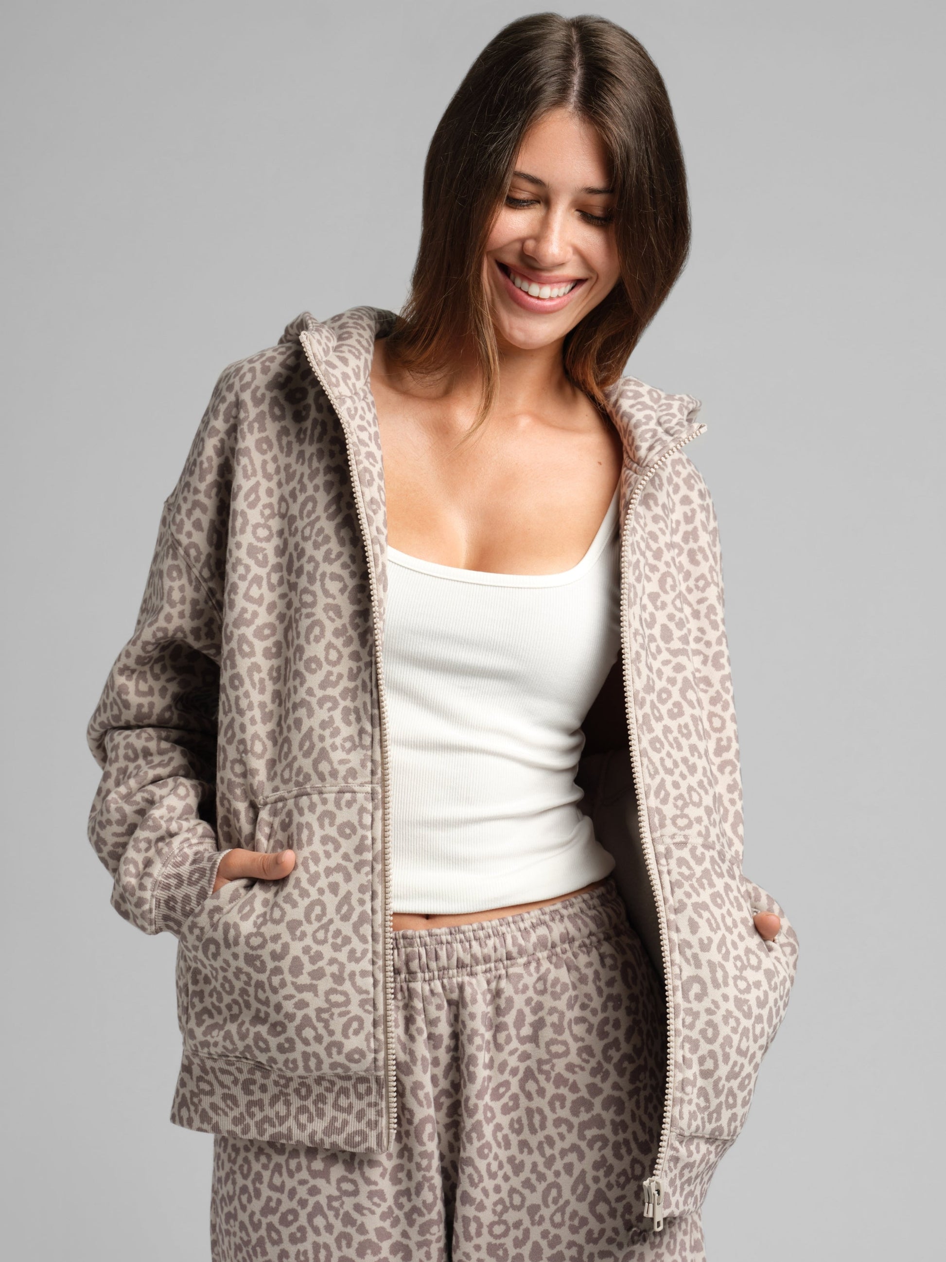 Comfrt Basic Crop Zip Hoodie with CloudTouch Fabric